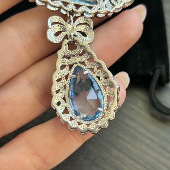 Grace Kelly Brooch - Picture 3 of 3